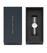 Дамски сребрист часовник с метална верижка Daniel Wellington-1 снимка