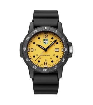 Мъжки черен часовник с жълт циферблат Luminox Sea Bass Carbonox снимка