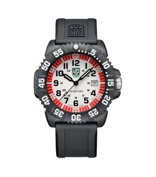 Мъжки черен часовник с бежов циферблат Luminox Sea Lion снимка