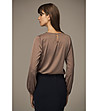 Кафява дамска блуза с обло деколте-1 снимка